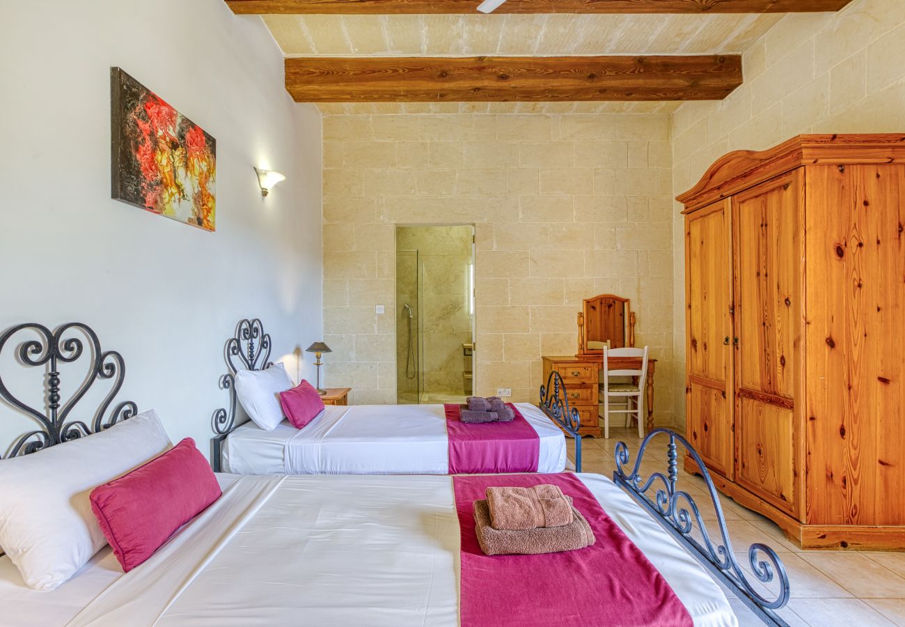 Apartamento en L-Għasri - Villagg tal-Fanal - 4BDR