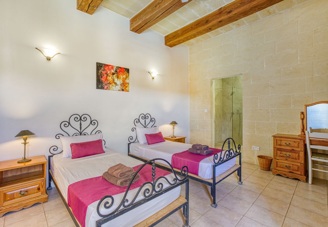 Apartamento en L-Għasri - Villagg tal-Fanal - 4BDR