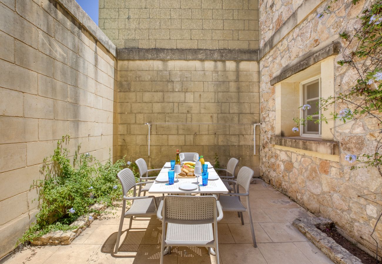 Apartamento en L-Għasri - Villagg tal-Fanal - 4BDR