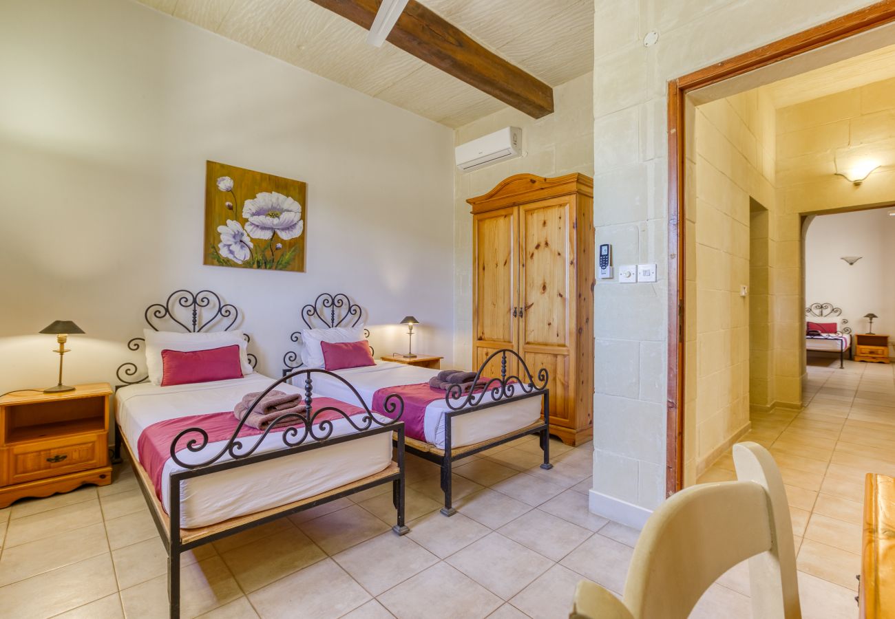 Apartment in L-Għasri - Villagg tal-Fanal - 2BDR