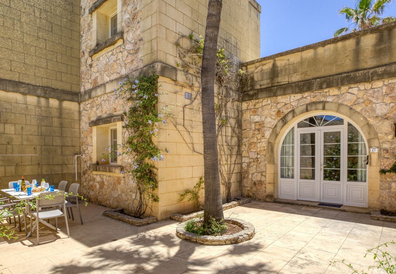 Apartment in L-Għasri - Villagg tal-Fanal - 4BDR