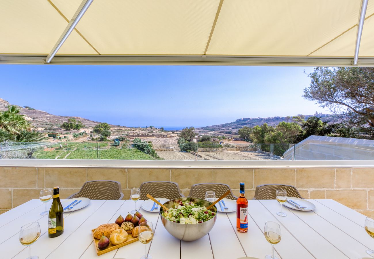 Villa in L-Għasri - Ta Guza - Ghasri Holiday Home